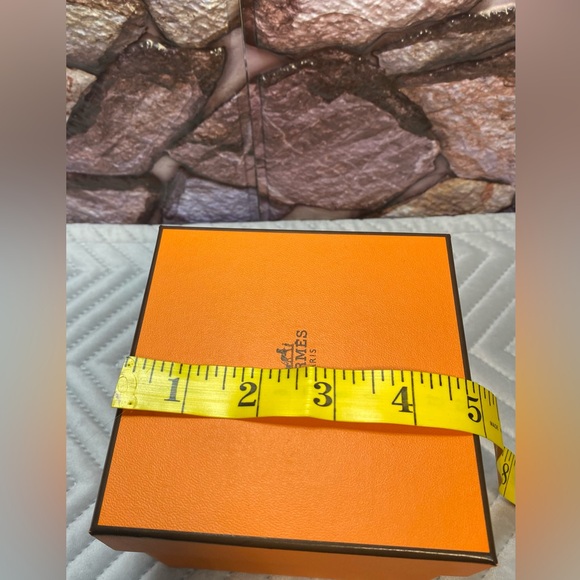 AUTHENTIC HERMES GIFT BOXES - Picture 9 of 15